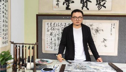 中国国际新闻杂志社智库书画艺术家胡岳简介