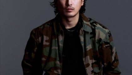 MV导演起诉公司董事,Haerin决定不参加高考,New,Jeans今日新闻多多