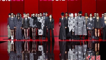 中国国际时装周：设计师马婧思携自创品牌亮相