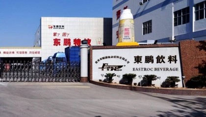 东鹏特饮冲刺港股,谁与“广东富豪”共享资本盛宴?