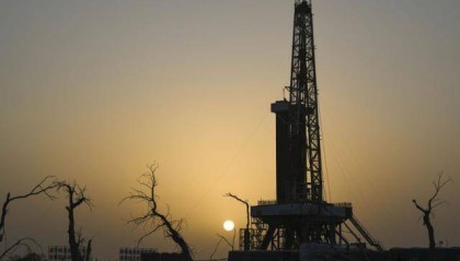 万米以下、200℃以上!中国如何在新疆钻出一个“地下珠峰”