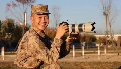 2025年第一天,致敬一线优秀军事新闻工作者!