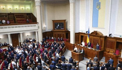 英国监管乌克兰总统大选,是为了“保泽”还是“倒泽”?