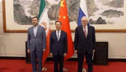 头条新闻 | 中俄伊北京会晤达成重磅声明:终结单边制裁,力挺伊朗和平核计划