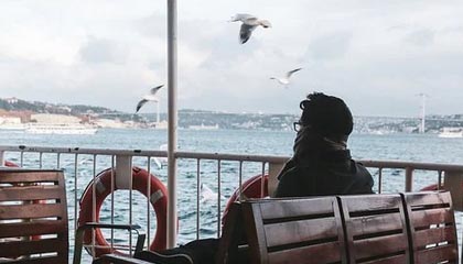 大恒科技股价下跌2.05% 盘中一度快速反弹