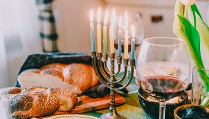 大恒科技股价上涨3.02% 实控人变更完成过户